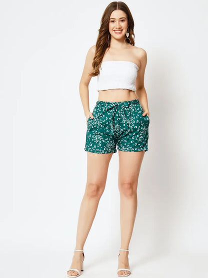 Women Green Color Floral Print Daily Use Casual Outdoor Shorts With 2 Pockets