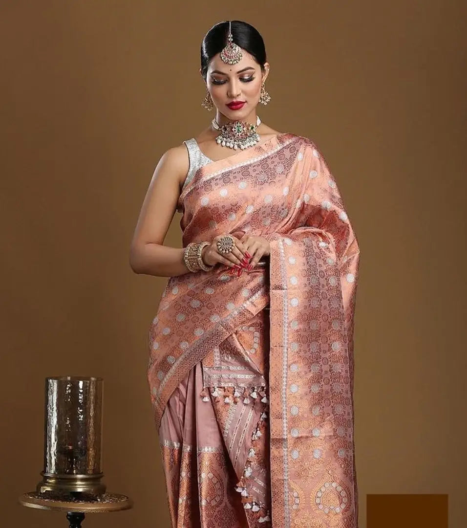 Trendy Women Silk Blend Saree with blouse piece